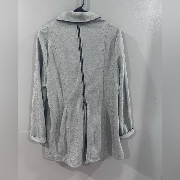 Cabi size large grey blazer - Picture 2 of 3